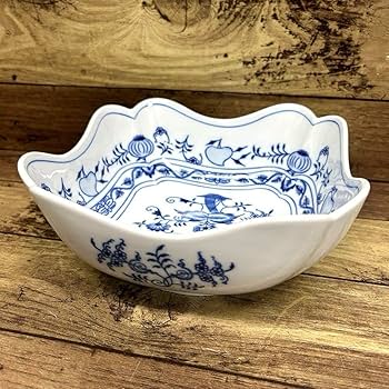 ボヘミア陶器 カールスバード・ブルーオニオン ボヘミア陶器 カールスバード・ブルーオニオン 2枚セット